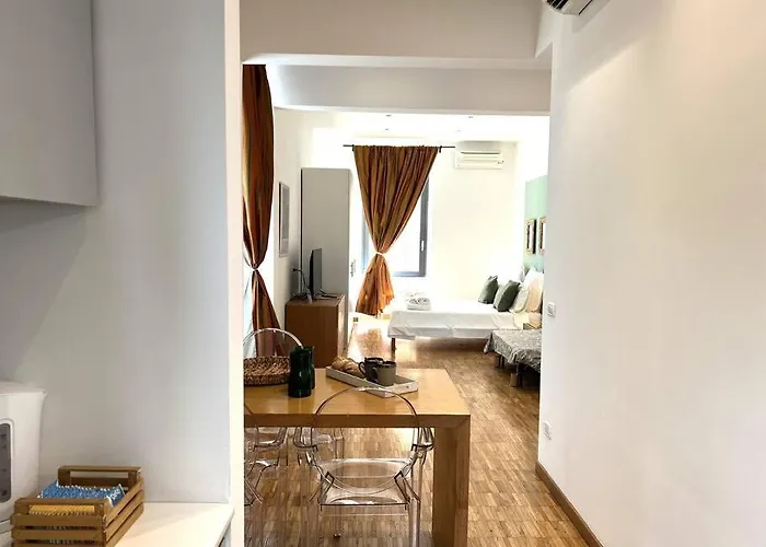 Hopper-bozzi 59 * Bari